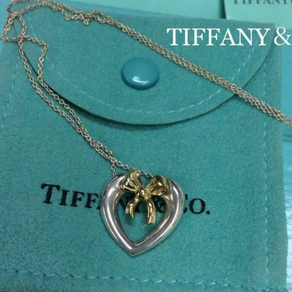 TIFFANY & Co. Ribbon Bow Heart Necklace 18K Yellow Gold &...